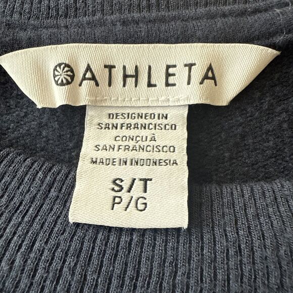 Athleta Womens Coaster Luxe Sweatshirt Navy Blue Size Small High Lowe Thumbholes - Picture 4 of 10